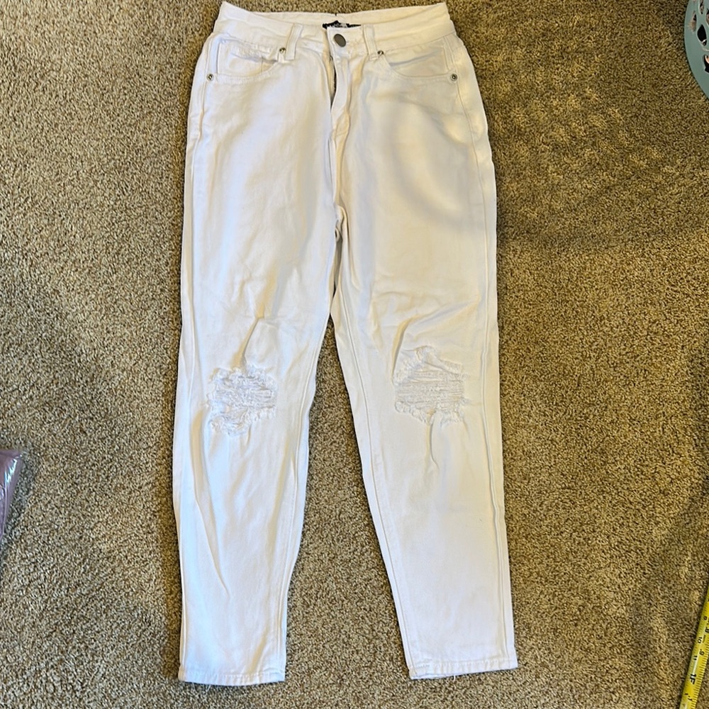 Boohoo Women’s White Mom Jean - Lightly Distressed